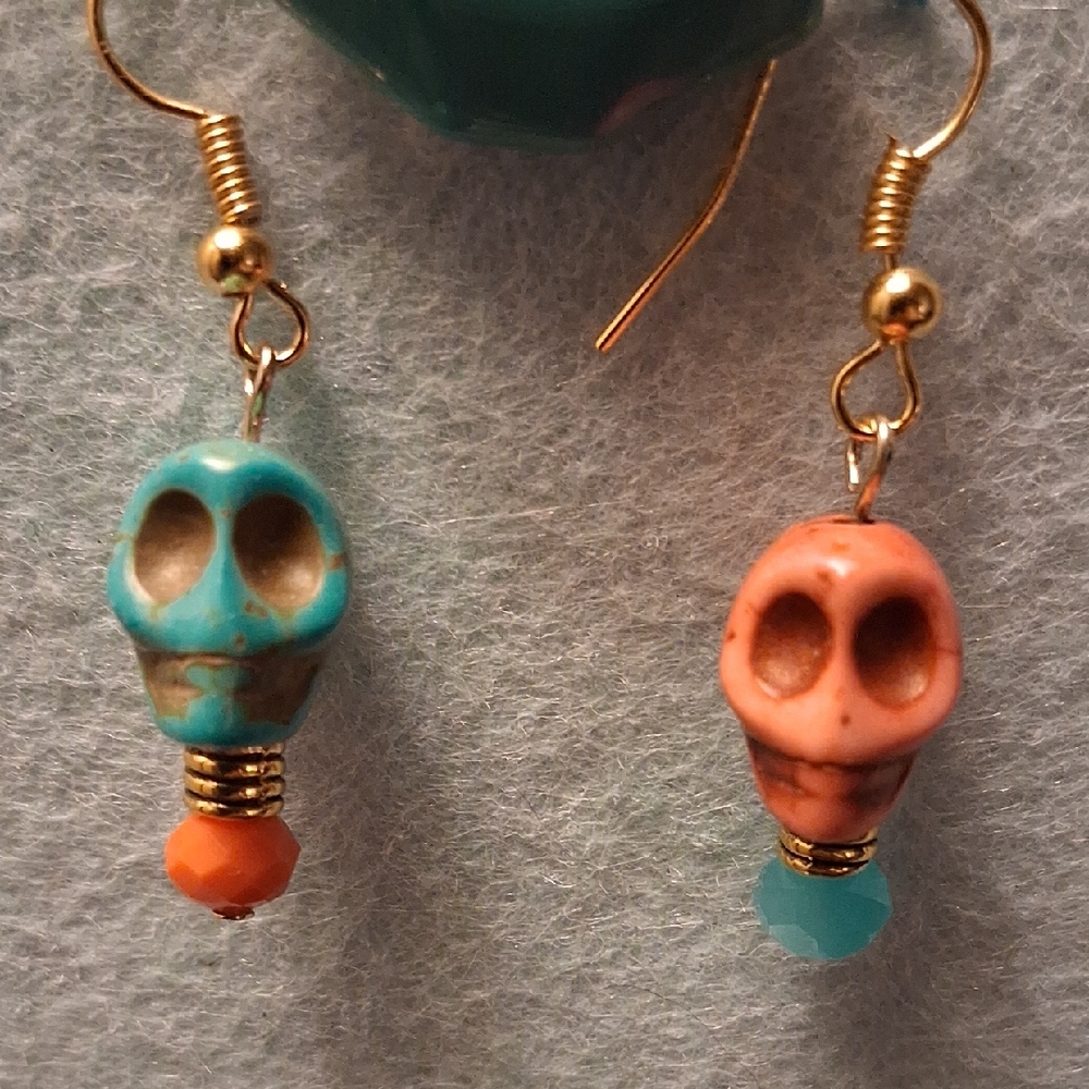 SKULL EARRINGS